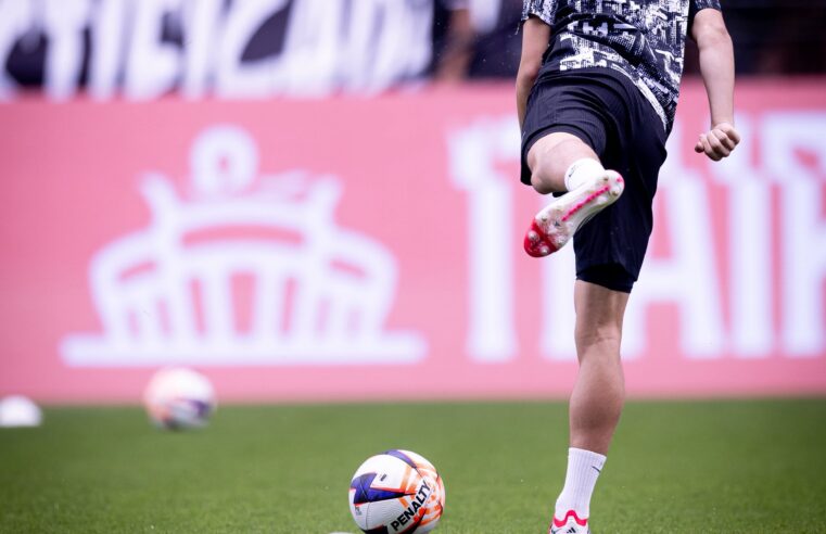 Filho do Terrão, Breno Bidon marca no clássico e alcança novos marcos no Corinthians