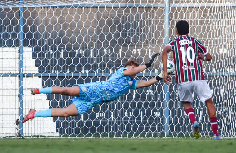 Gustavo Milani é relacionado pela primeira vez na Copinha
